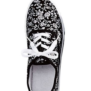 American Sweetheart Canvas Lace-Up Sneakers